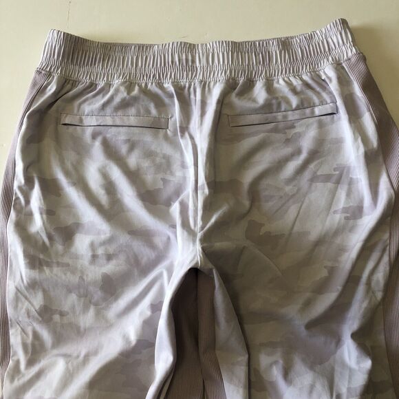 Athleta Brooklyn Lined Jogger Pants Shasta Purple Camo Print Pockets  Size 10 - Picture 13 of 16